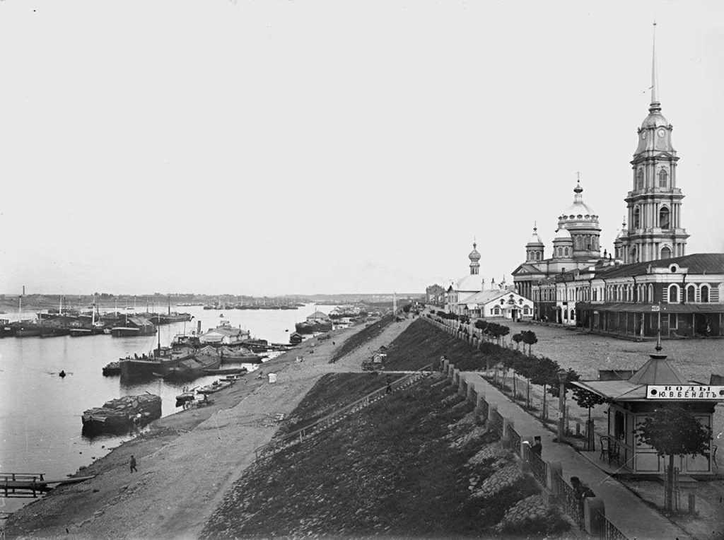 Юлиус Бендт.