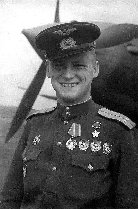 Михаил Одинцов.